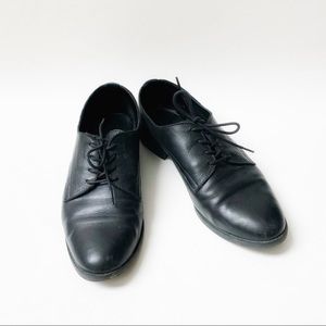 Aldo leather Oxford style shoes